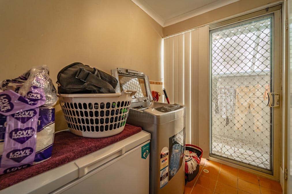 2 Carmana Lane, Warnbro, WA, 6169 - Image 16