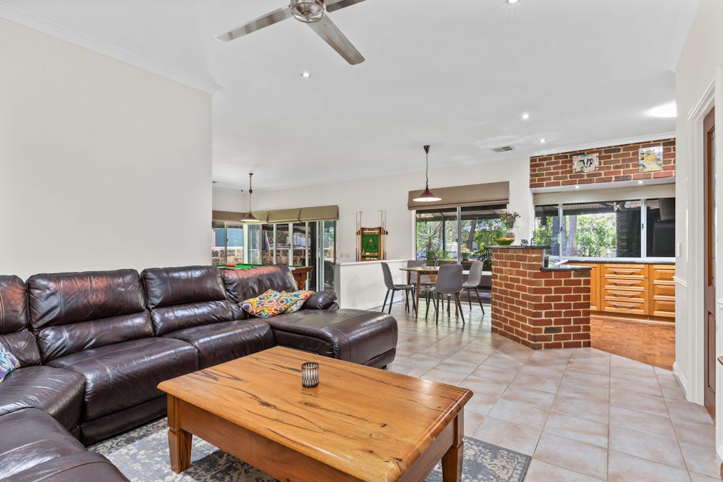 20 Shipwright Avenue, Wellard, WA, 6170 - Image 11