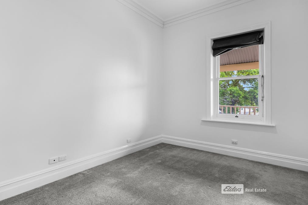 2 Robertson Street, Naracoorte, SA, 5271 - Image 14