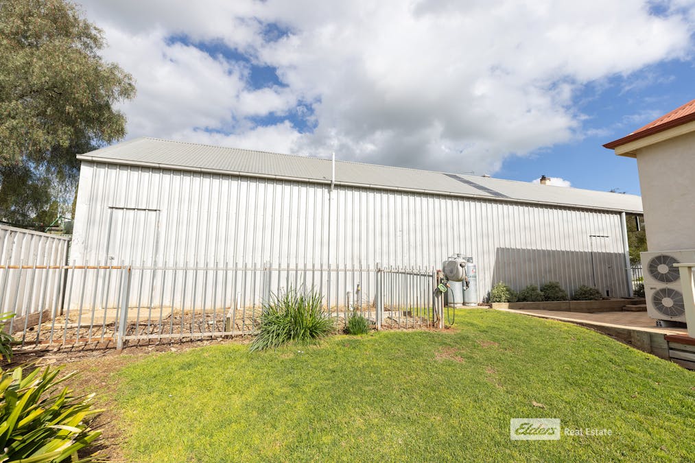 2 Robertson Street, Naracoorte, SA, 5271 - Image 24