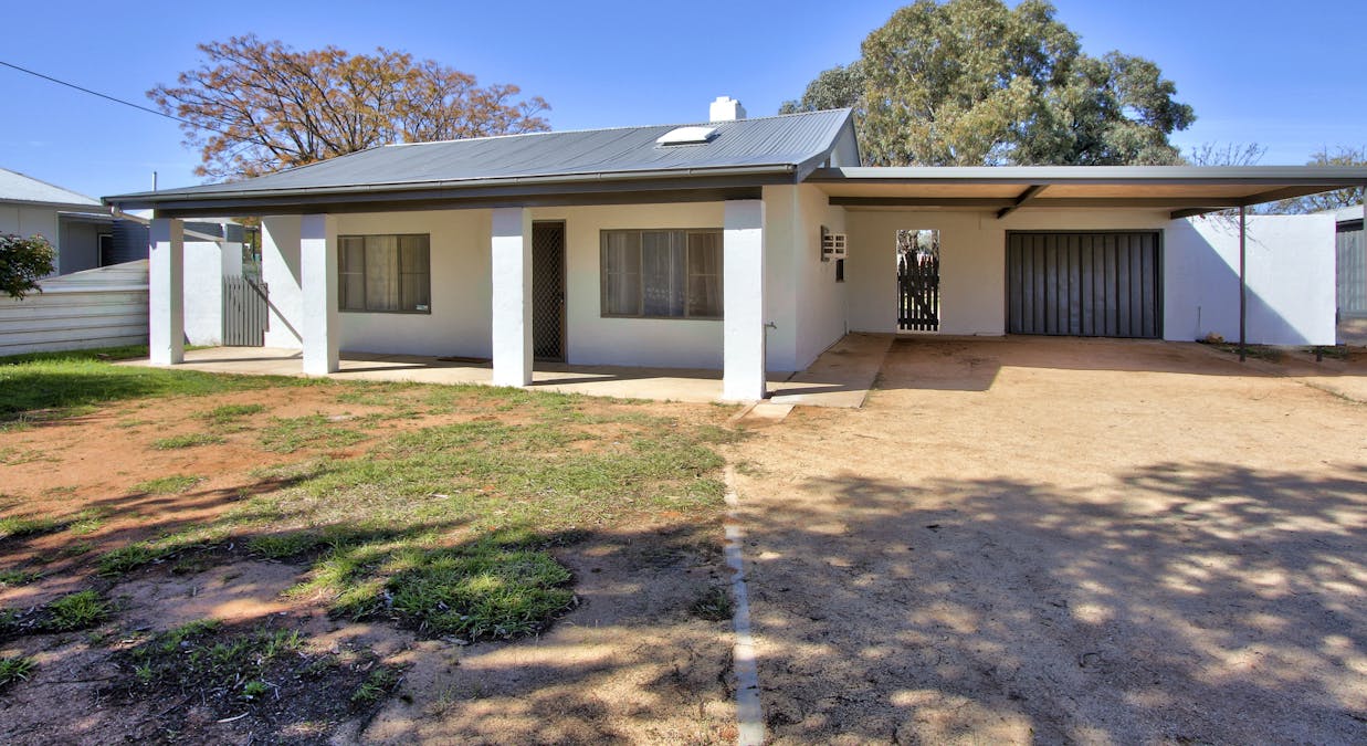 19 Eringa Avenue, Loxton, SA, 5333 - Image 2
