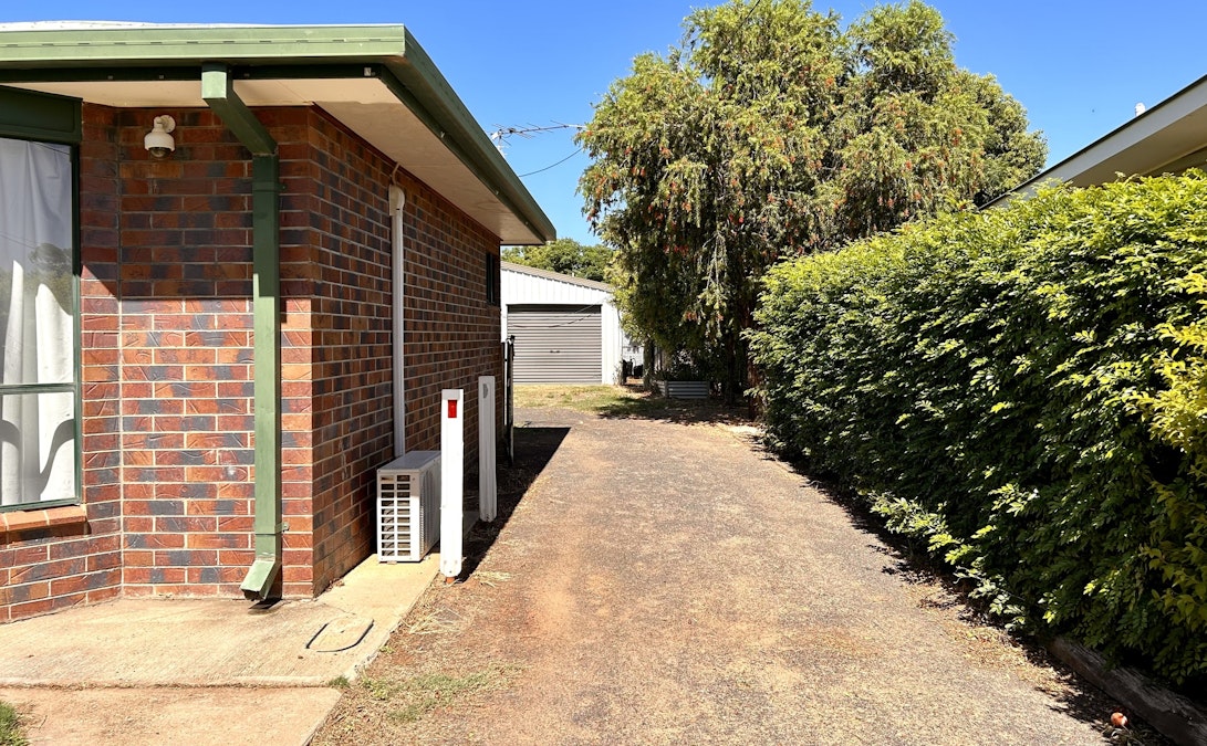 38 Murchison Street, St George, QLD, 4487 - Image 11