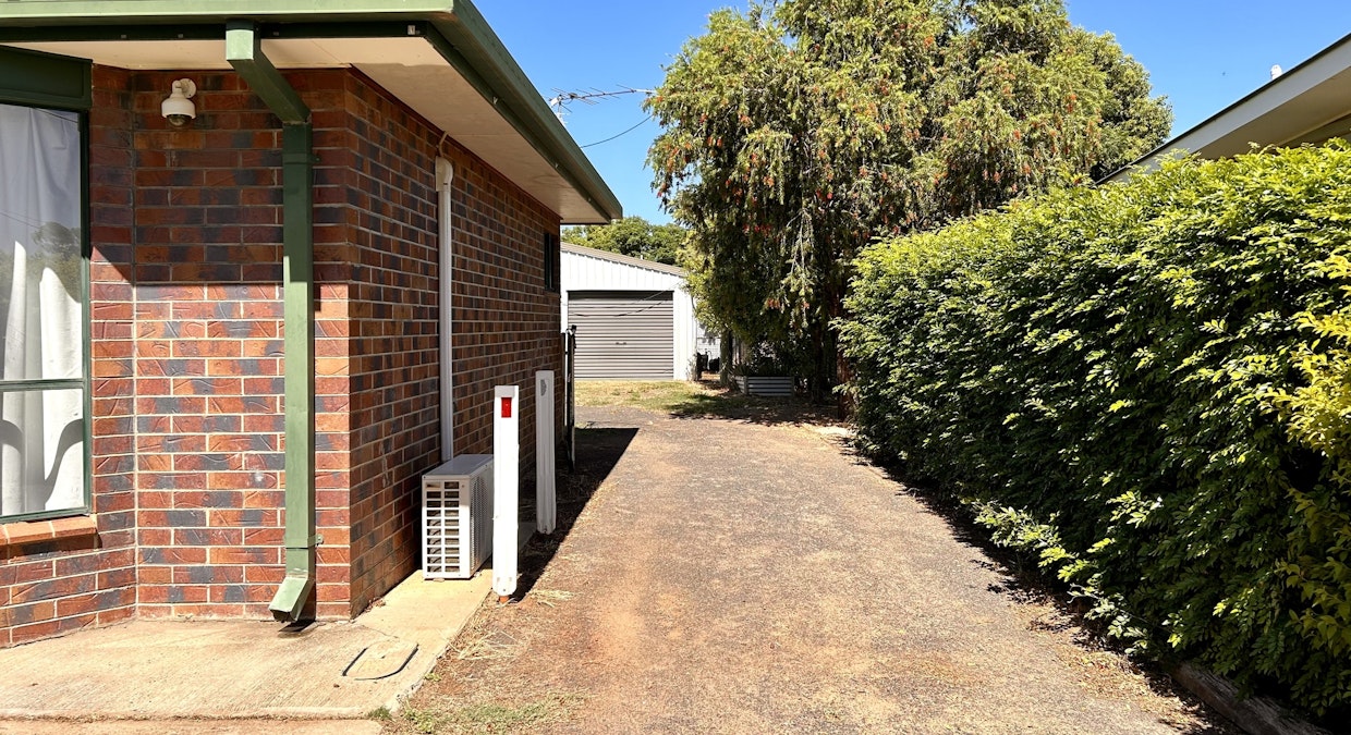 38 Murchison Street, St George, QLD, 4487 - Image 11