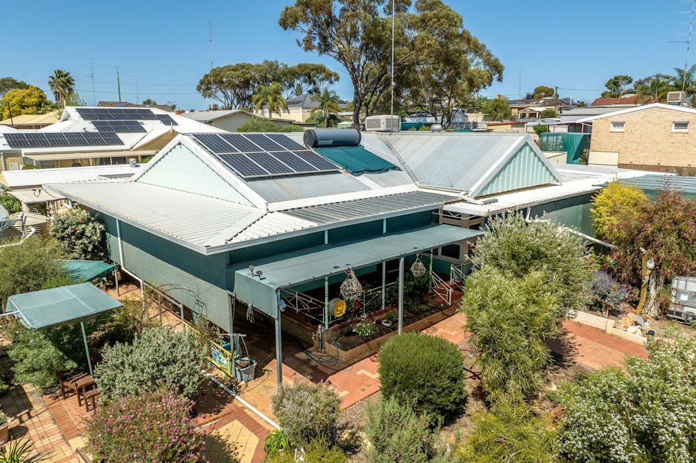 4 Cook Street, Northam, WA, 6401 - Image 2