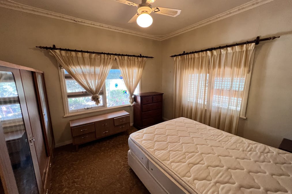 4 Cook Street, Northam, WA, 6401 - Image 9