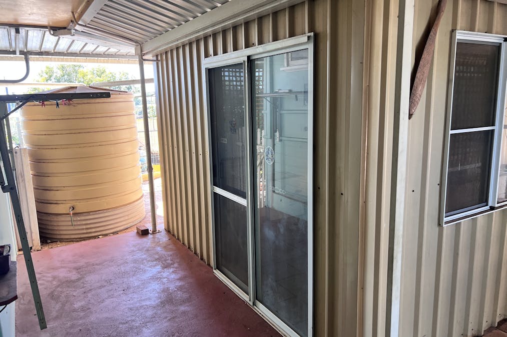 4 Cook Street, Northam, WA, 6401 - Image 25