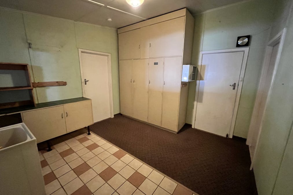 4 Cook Street, Northam, WA, 6401 - Image 24