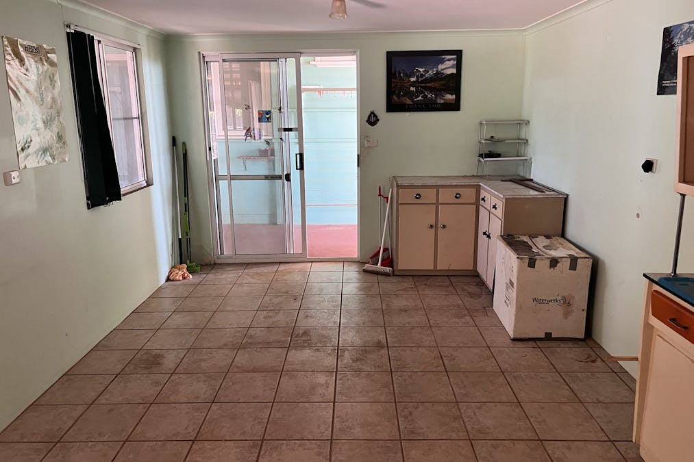 4 Cook Street, Northam, WA, 6401 - Image 26