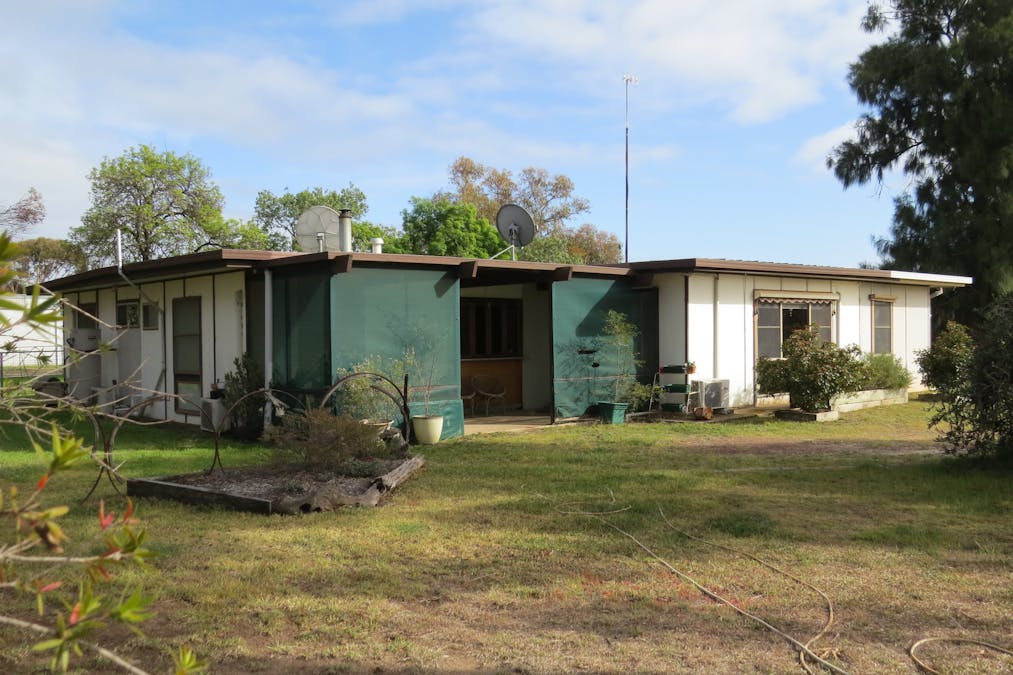 102 Four Post Road, Deniliquin, NSW, 2710 - Image 3