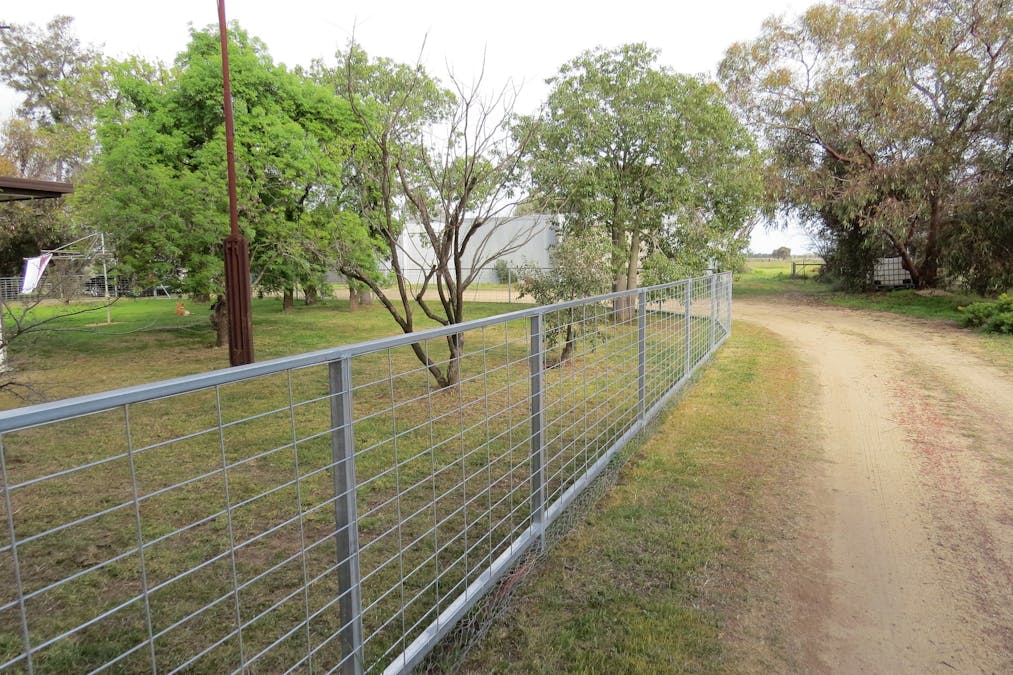 102 Four Post Road, Deniliquin, NSW, 2710 - Image 25