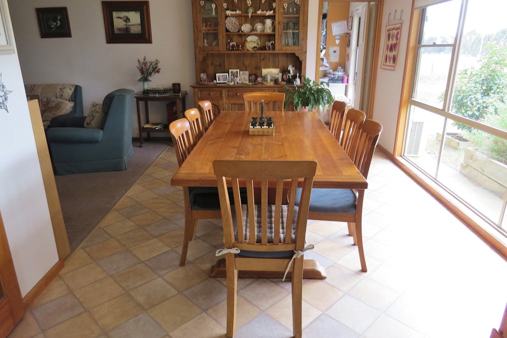 102 Four Post Road, Deniliquin, NSW, 2710 - Image 6