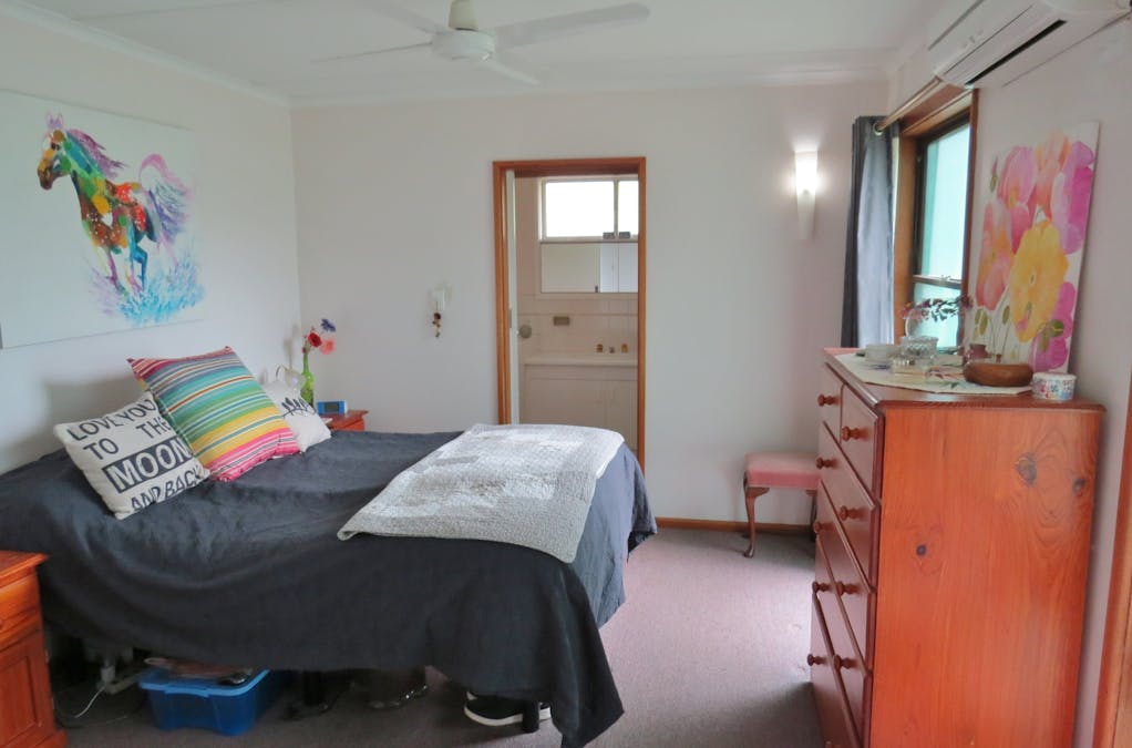 102 Four Post Road, Deniliquin, NSW, 2710 - Image 18