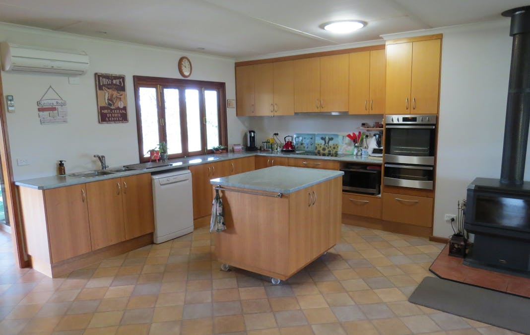 102 Four Post Road, Deniliquin, NSW, 2710 - Image 22