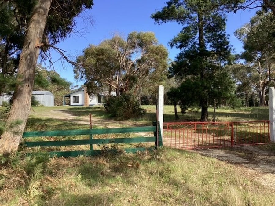 12 Golden Reef Road, Dereel, VIC, 3352 - Image 2