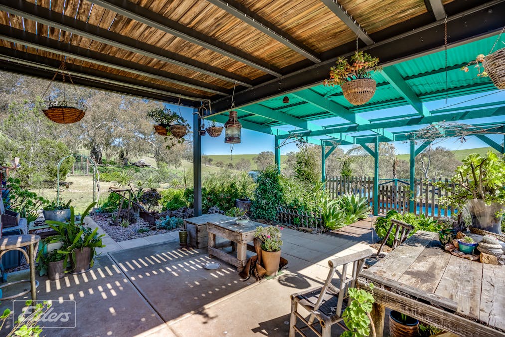 498 The Glen Road , Harrogate, SA, 5244 Sold Elders Real Estate