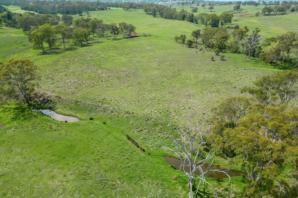 632 Old Goombungee Road, Highfields, QLD, 4352 - Image 33