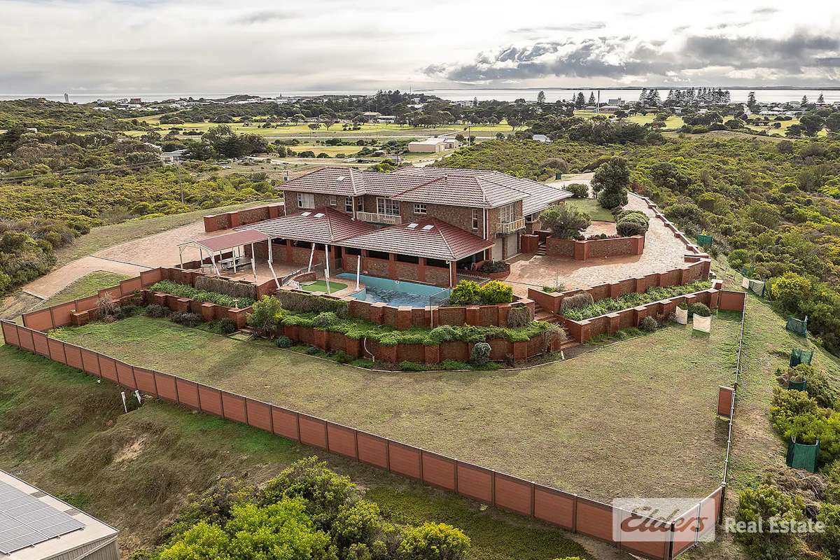 105 Morphett Street — photo 6 of 23