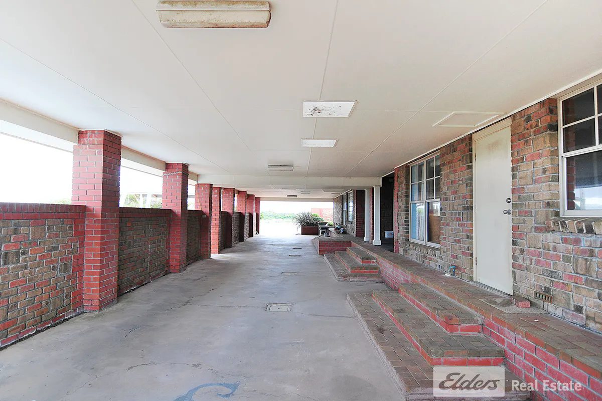 105 Morphett Street — photo 20 of 23