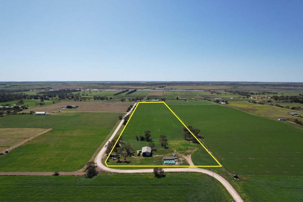 77 Longs Road, Woods Point, SA, 5253 - Image 1