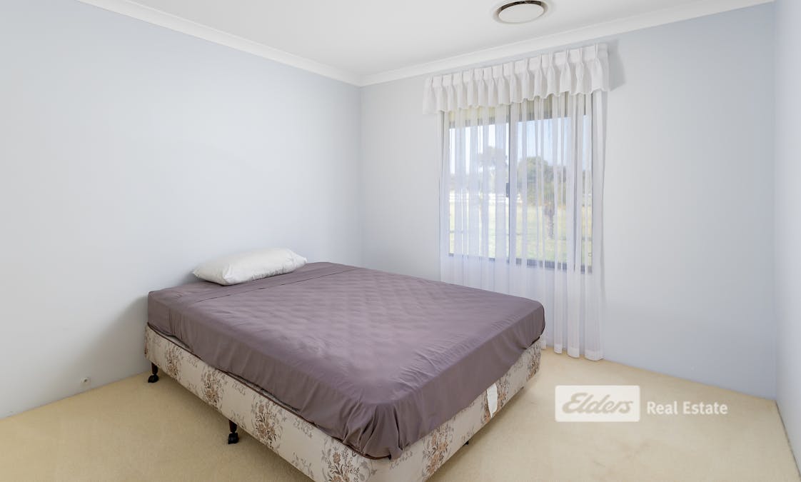 22 Jaymon Road, Stratham, WA, 6237 - Image 15