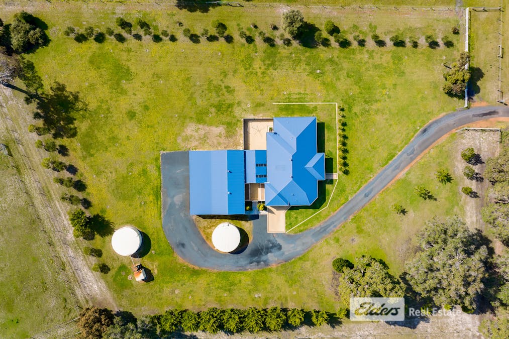 22 Jaymon Road, Stratham, WA, 6237 - Image 2
