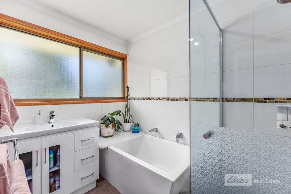 77 Banya Road South , Millicent, SA, 5280 - Image 26
