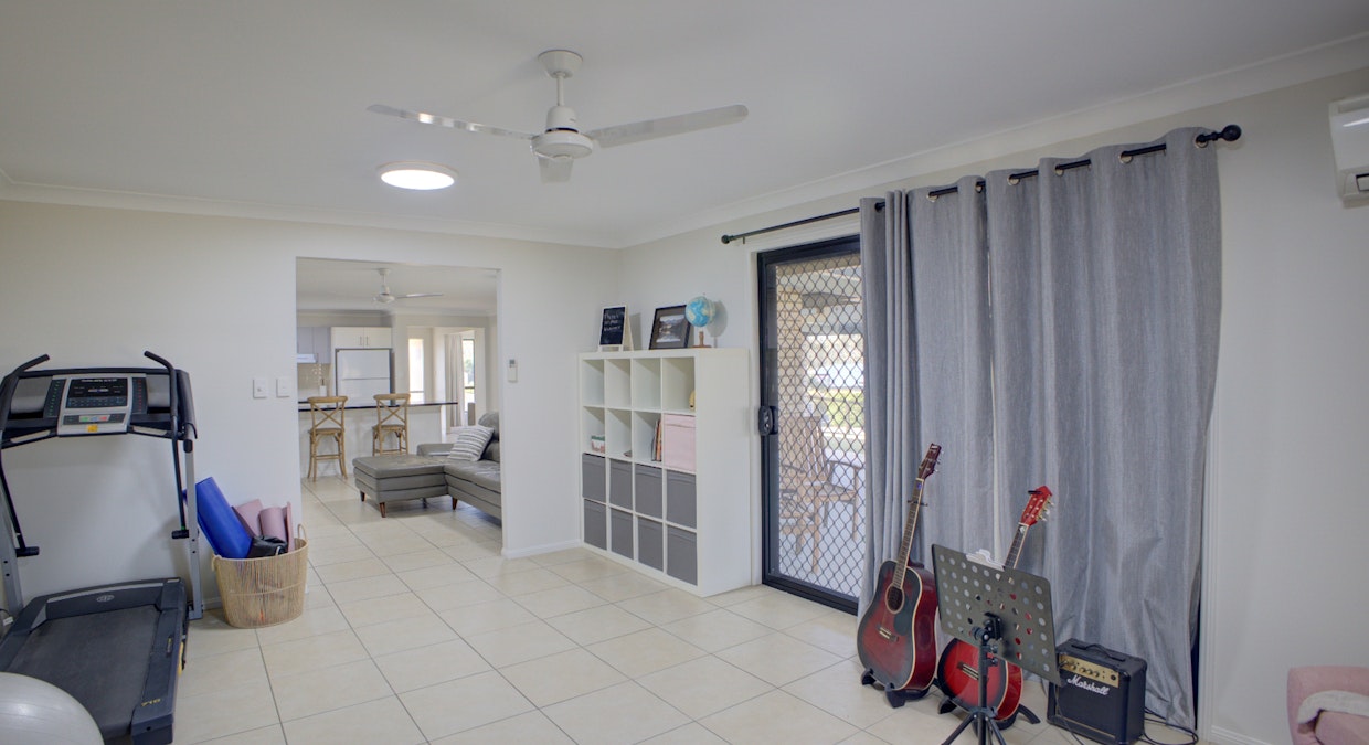 34 Glencoe Place, Thagoona, QLD, 4306 - Image 14
