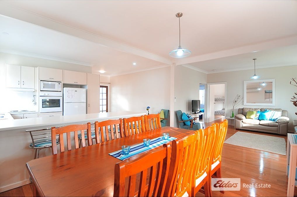 27  Robe Street, Robe, SA, 5276 - Image 5