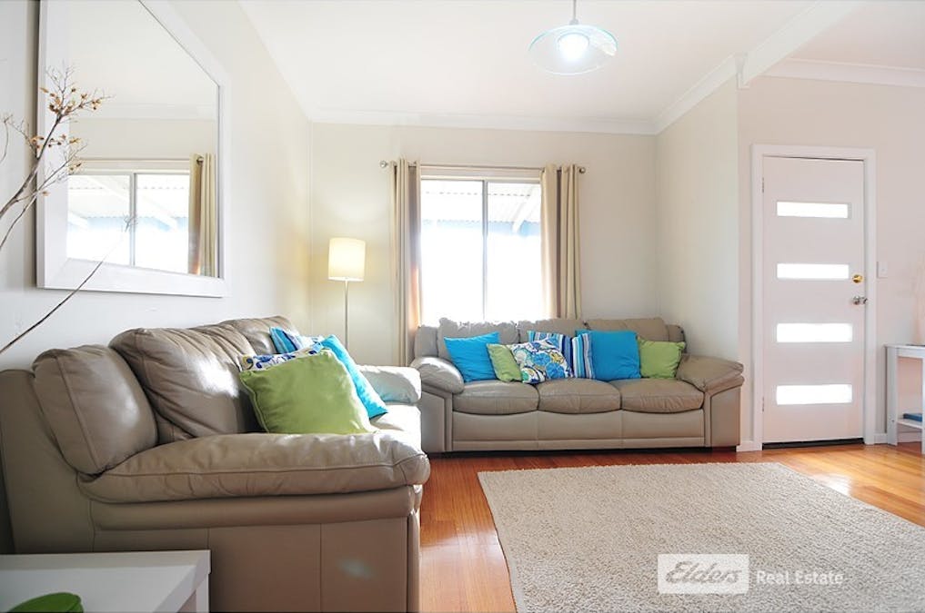 27  Robe Street, Robe, SA, 5276 - Image 3