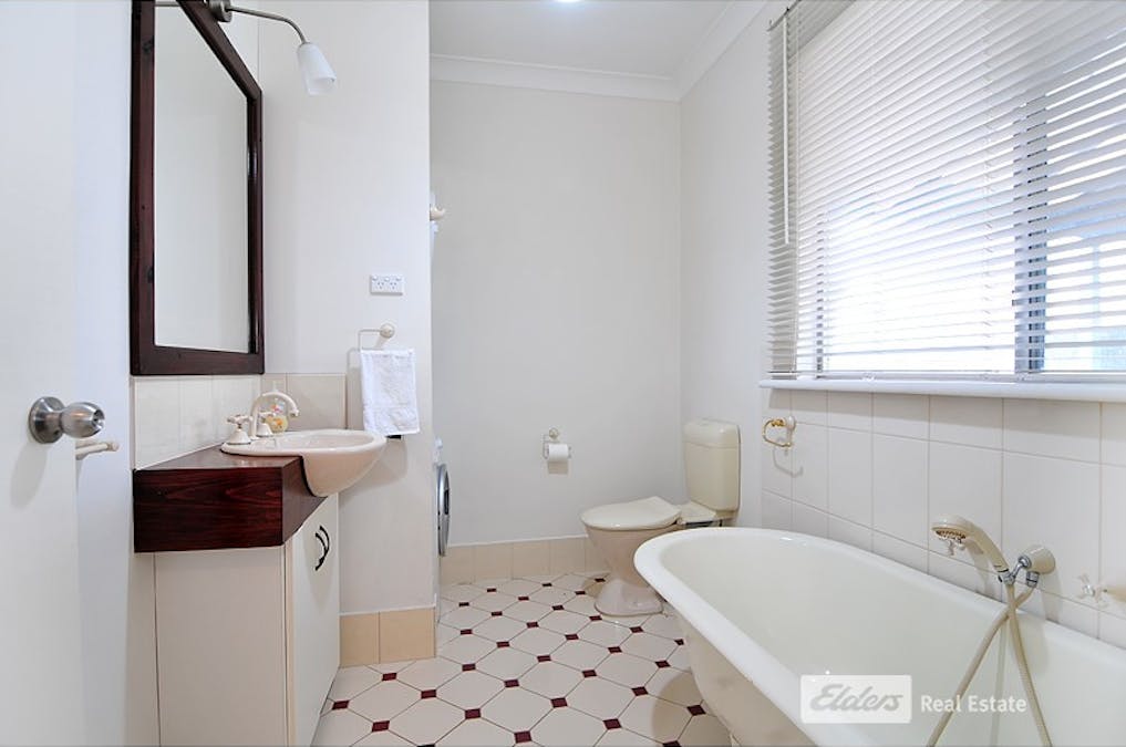 27  Robe Street, Robe, SA, 5276 - Image 15