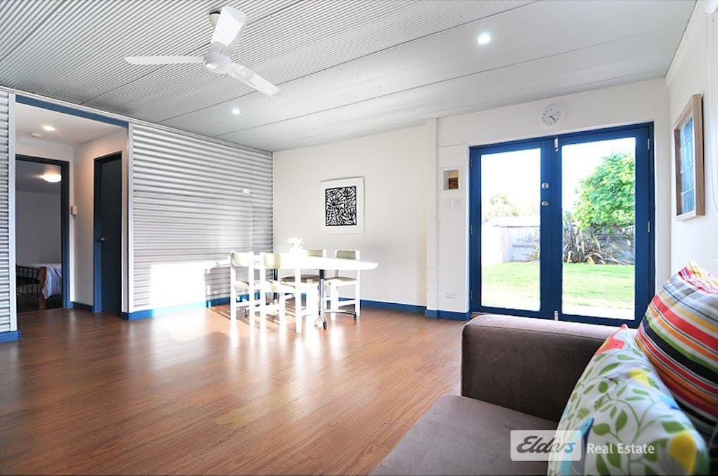 27  Robe Street, Robe, SA, 5276 - Image 17