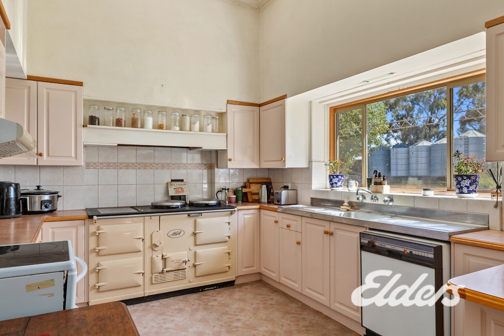 235  Clearview Road, Savernake, NSW, 2646 - Image 14