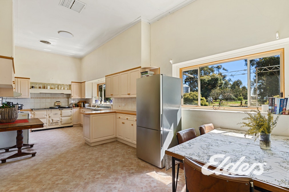 235  Clearview Road, Savernake, NSW, 2646 - Image 17