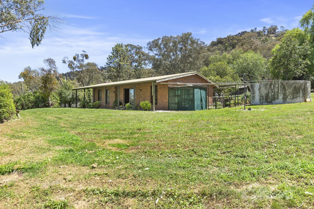 58 Lonies Gap Road, Eldorado, VIC, 3746 - Image 2