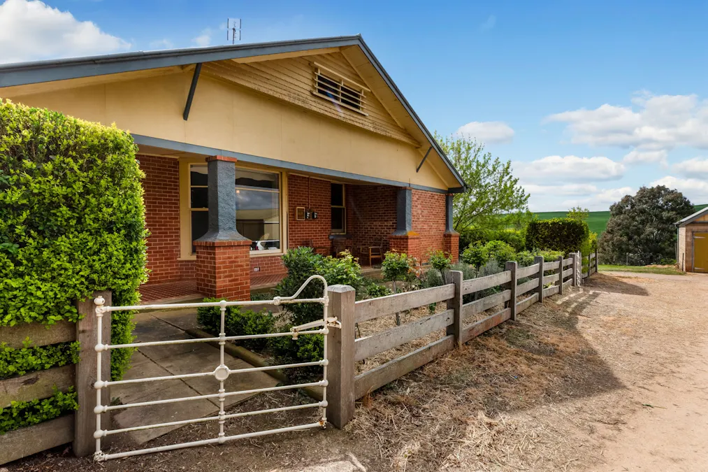 327 Tatyoon North Road, Dobie, VIC, 3377 - Image 6