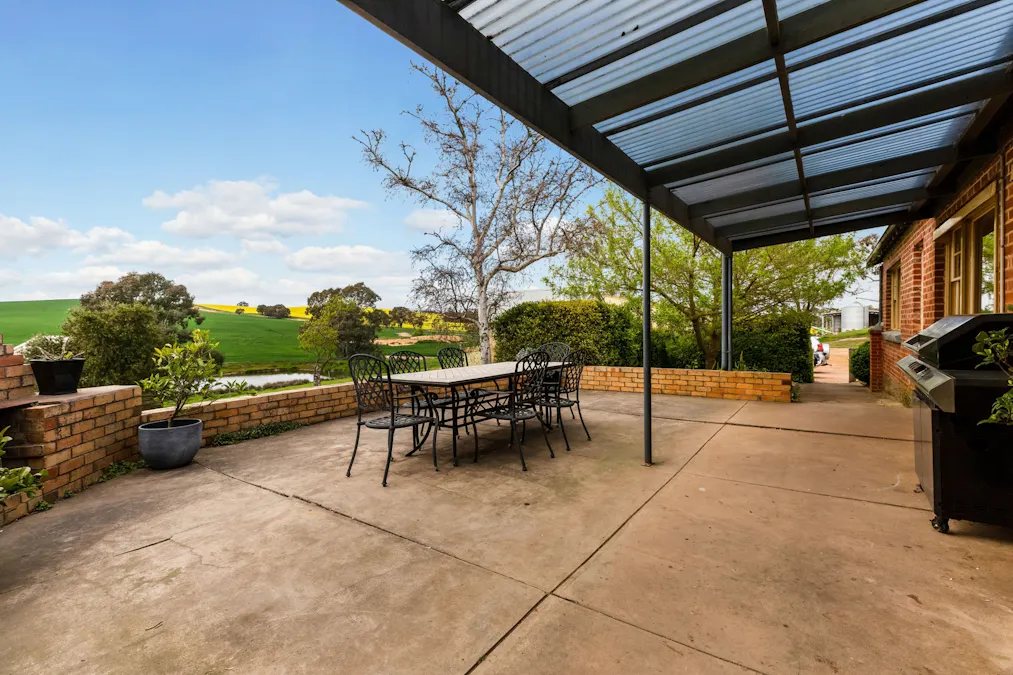 327 Tatyoon North Road, Dobie, VIC, 3377 - Image 11