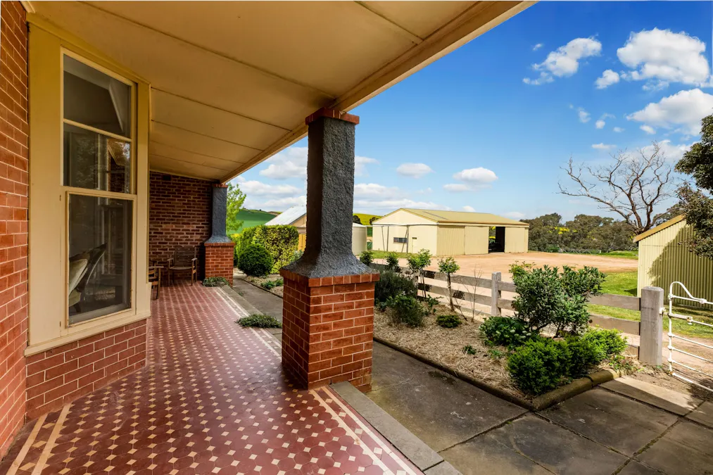 327 Tatyoon North Road, Dobie, VIC, 3377 - Image 9