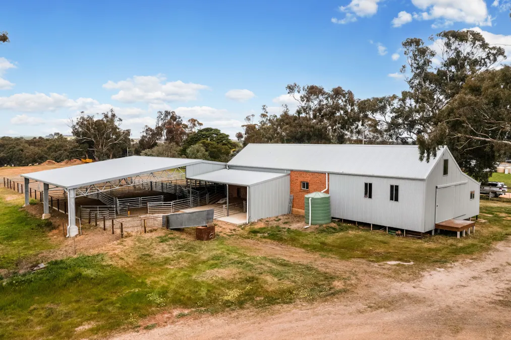 327 Tatyoon North Road, Dobie, VIC, 3377 - Image 26