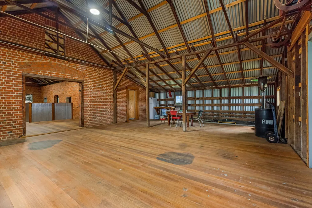 327 Tatyoon North Road, Dobie, VIC, 3377 - Image 32