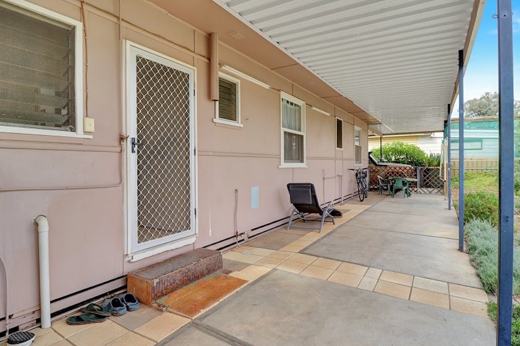 31 Gilbert Street, Berri, SA, 5343 - Image 12