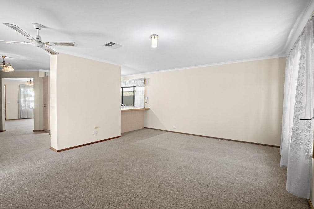 9 Scott Avenue, Barmera, SA, 5345 - Image 8