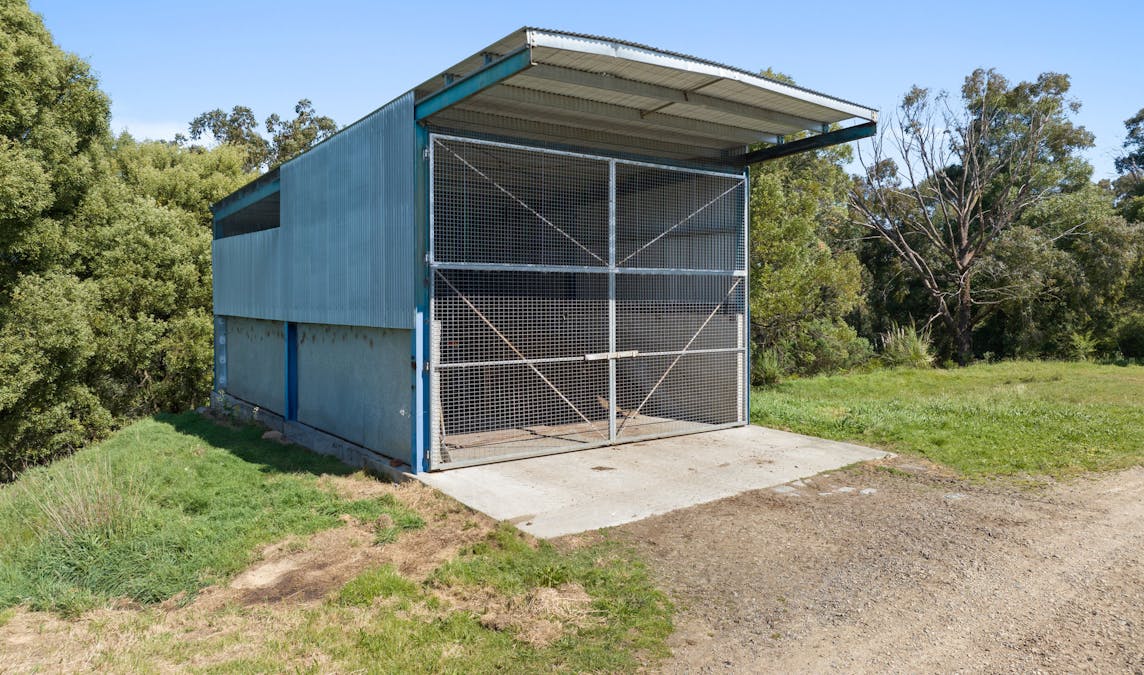 230 Holden Road, Silvan, VIC, 3795 - Image 11