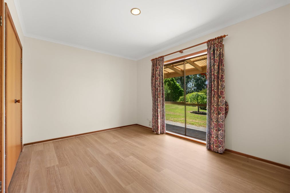 230 Holden Road, Silvan, VIC, 3795 - Image 26