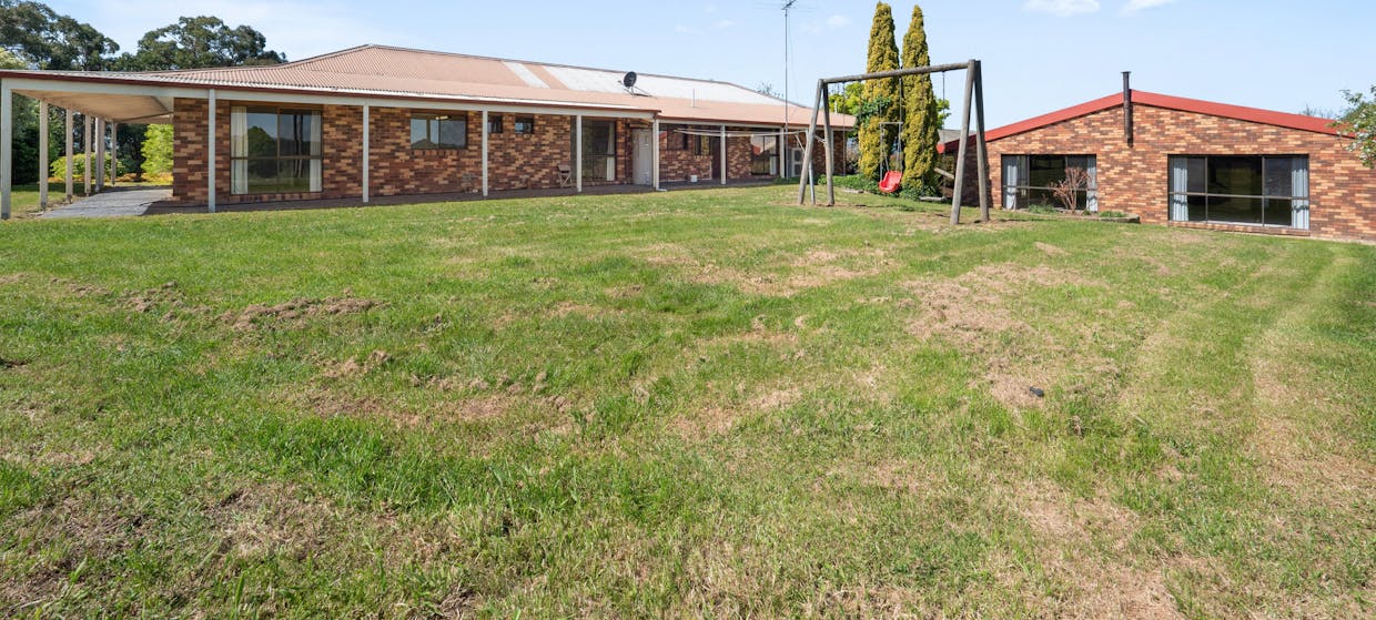 230 Holden Road, Silvan, VIC, 3795 - Image 28