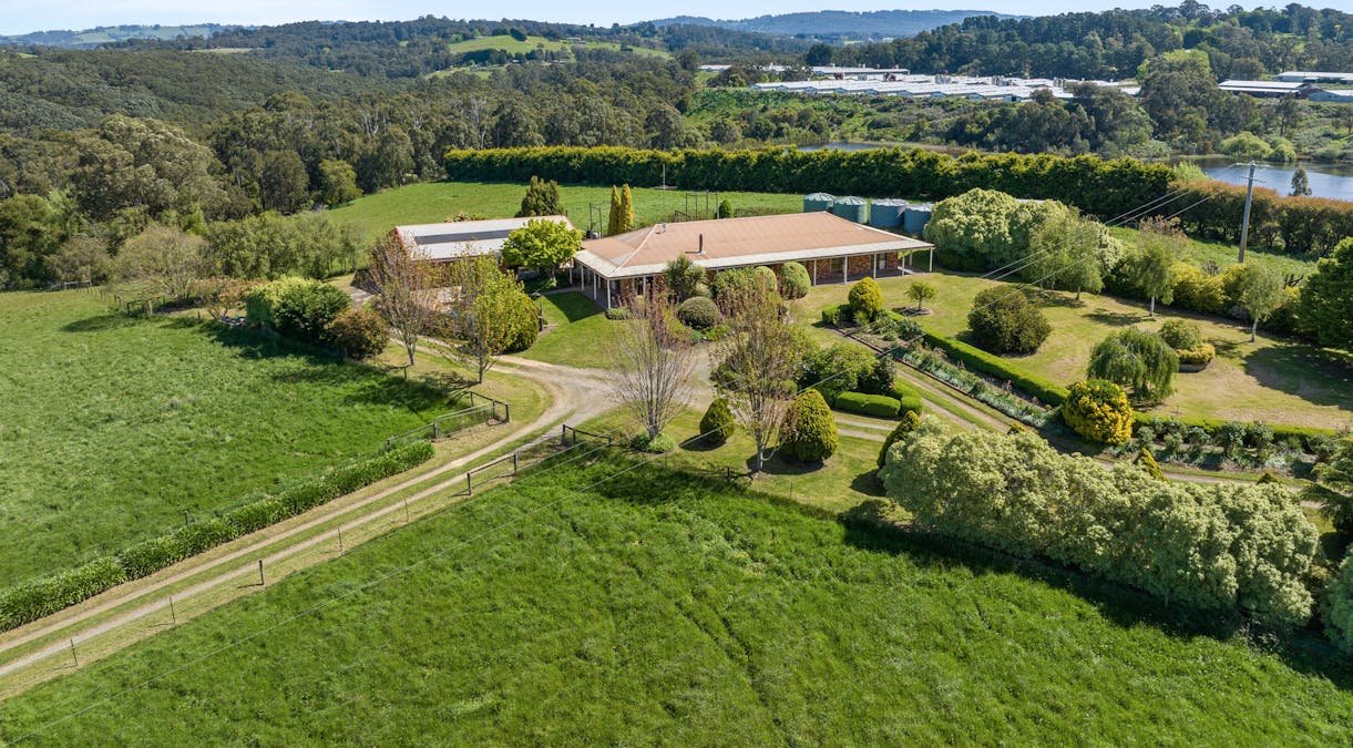 230 Holden Road, Silvan, VIC, 3795 - Image 29