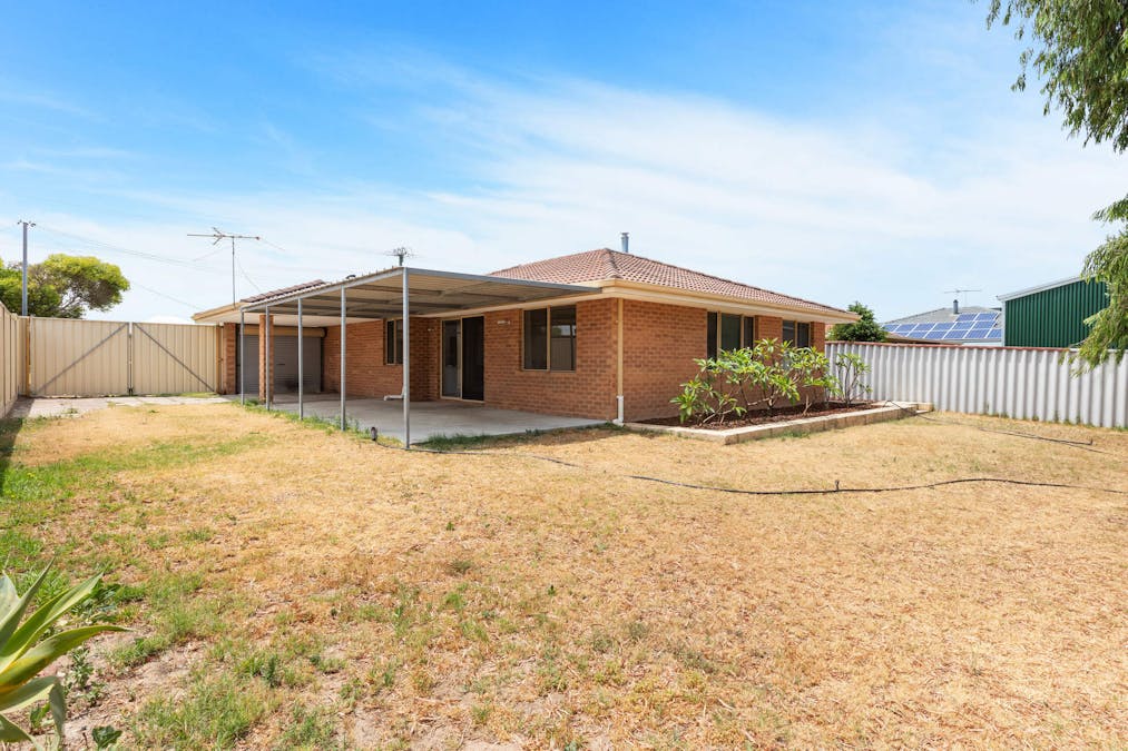 17 Gascoyne Way, Cooloongup, WA, 6168 - Image 26