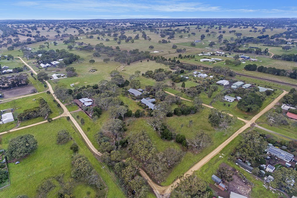 20 Ritchie Street, Dunkeld, VIC, 3294 - Image 10