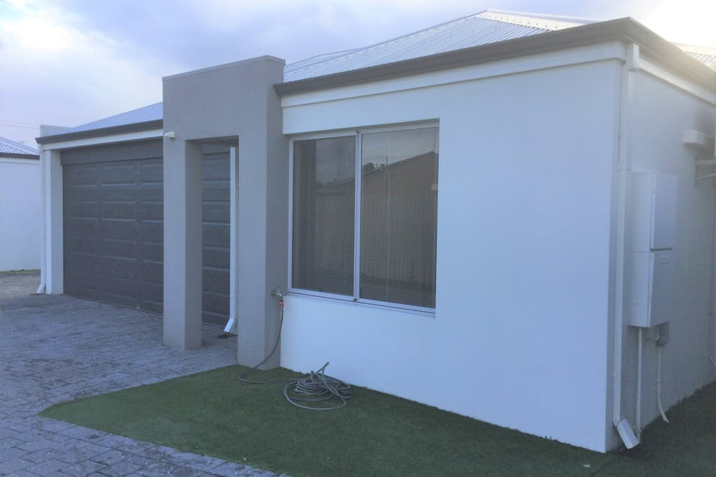 10B Kenton Way, Rockingham, WA, 6168 - Image 1