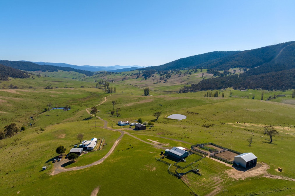 85 and 85A Tices Road, Omeo, VIC, 3898 - Image 11