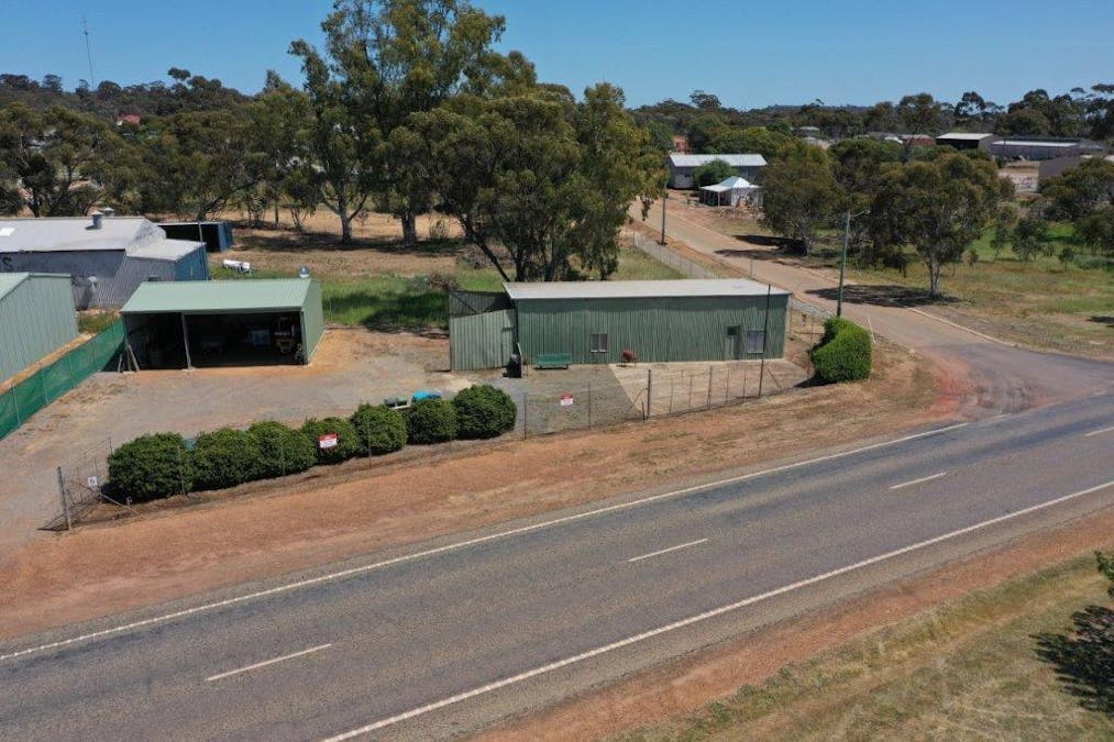 5 Quadrant Street, Pingelly, WA, 6308 - Image 15